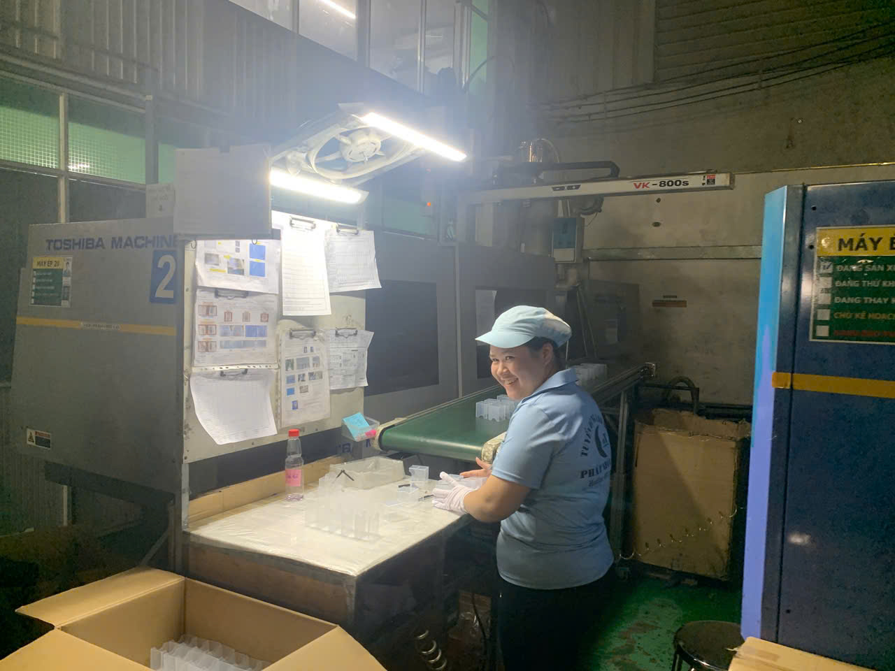 Robotic injection molding machine 2.jpg